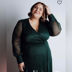 Abigail Sparkle Gown | Emerald - XL
Quantity: 1